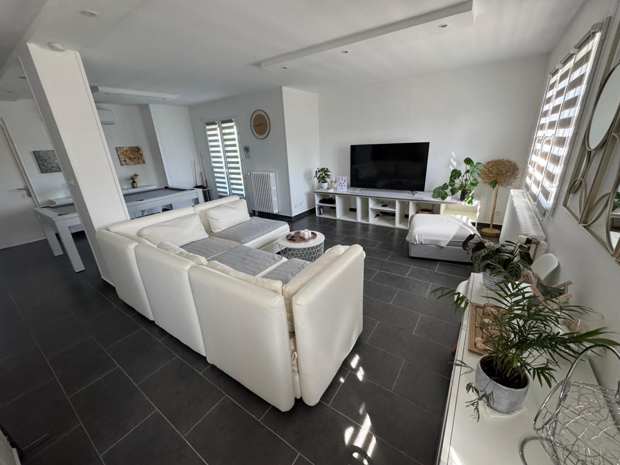Chambre privée chez l habitant avec piscine de 1 à 3 chambres Grieges Esterno foto